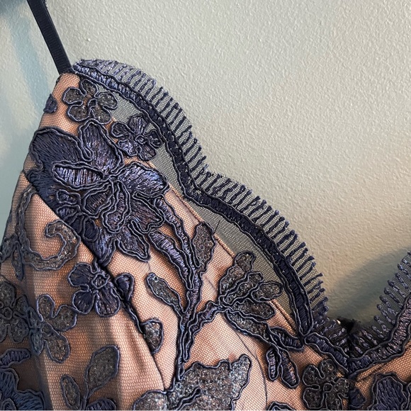 Emerald Sundae All Over Floral Slit Dress - Picture 4 of 12